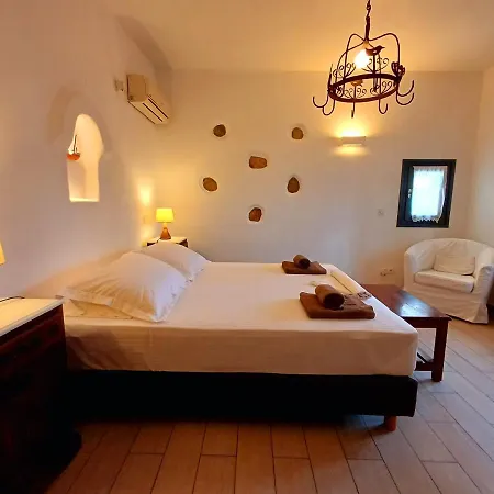 Del Mar Antiparos by