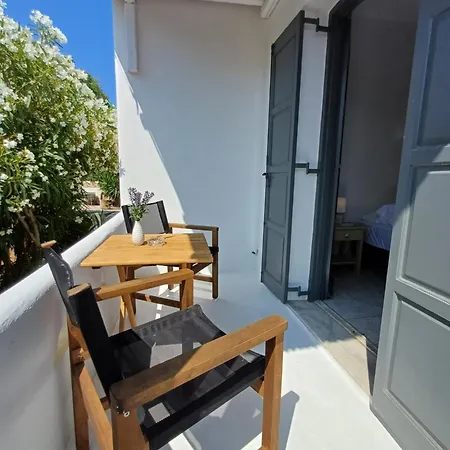 Del Mar Antiparos by