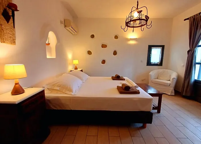 Del Mar Antiparos Town